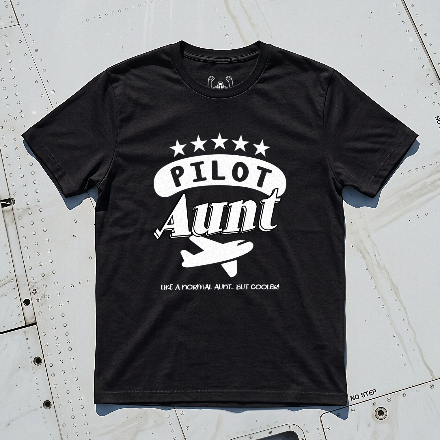 Pilot Aunt Tee